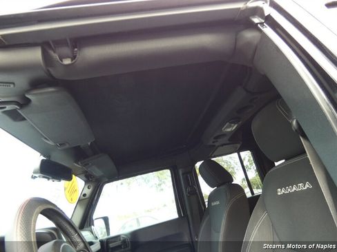 Used 2017 Jeep Wrangler Unlimited Sahara w/ Connectivity Group image 34