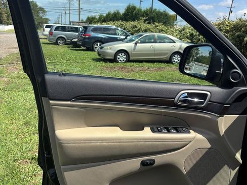Used 2014 Jeep Grand Cherokee Limited AWD/4WD image 20