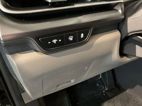 New 2026 Kia Carnival LXS FWD image 9