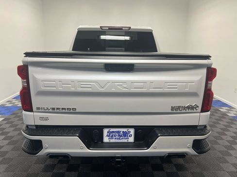 Used 2020 Chevrolet Silverado 1500 High Country AWD/4WD image 12