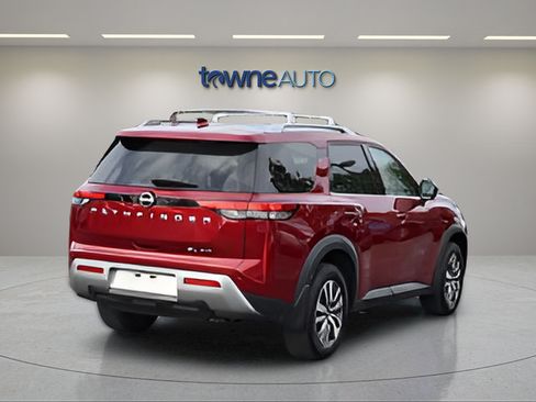 Used 2022 Nissan Pathfinder SL AWD/4WD image 5