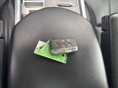 Used 2016 Land Rover Range Rover Sport HSE image 37