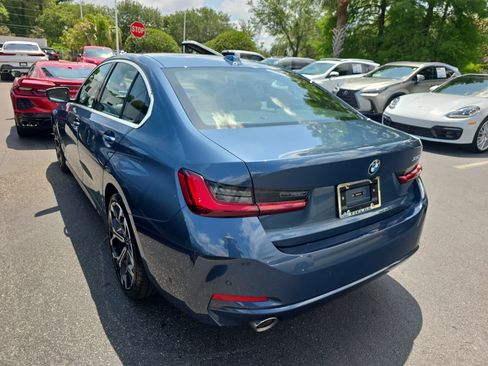Used 2025 BMW 330i Sedan RWD image 4