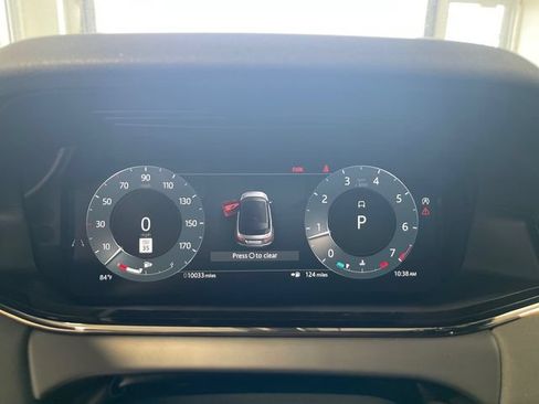 Used 2025 Land Rover Range Rover Evoque S AWD/4WD image 10