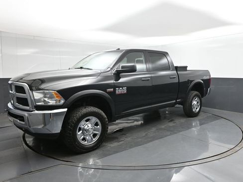 Used 2017 RAM 2500 Tradesman w/ Chrome Appearance Group image 34