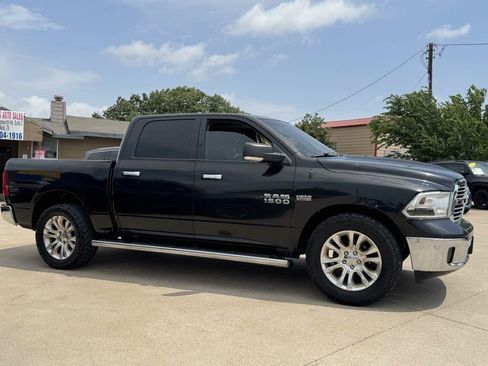 Used 2015 RAM 1500 Lone Star RWD image 4