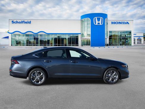 New 2025 Honda Accord EX-L image 2