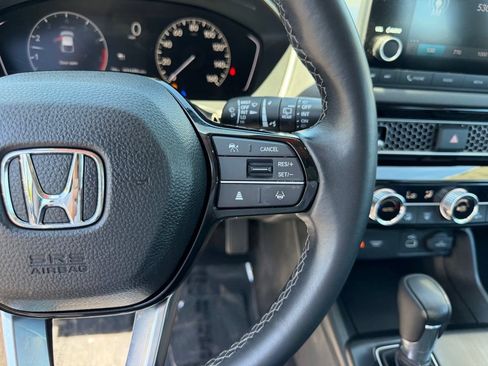 Certified 2024 Honda Civic EX-L image 19