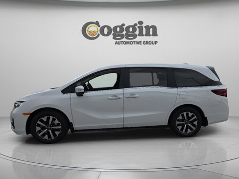 New 2026 Honda Odyssey EX-L image 2