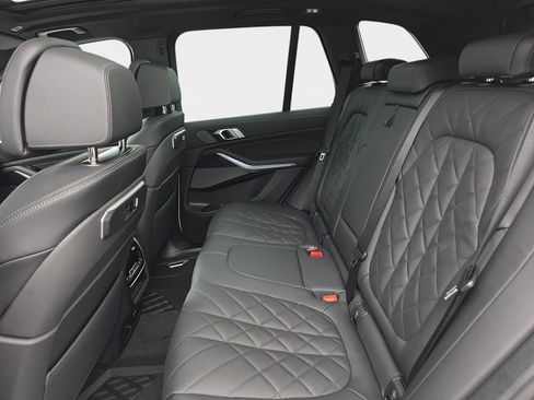 New 2026 BMW X5 xDrive50e w/ M Sport Package AWD/4WD image 14