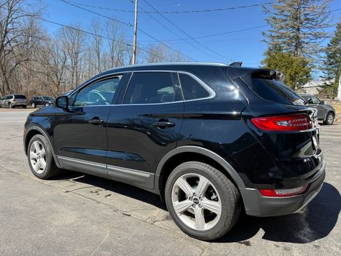 Used 2017 Lincoln MKC Premiere image 4