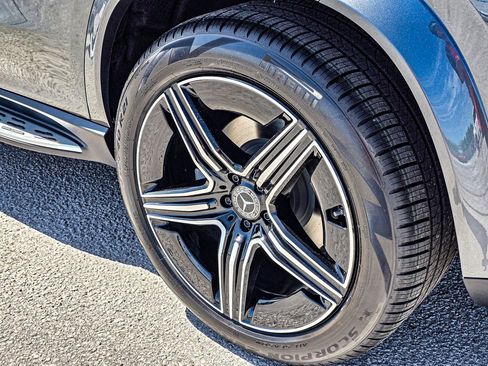 New 2026 Mercedes-Benz GLE 450 4MATIC image 9
