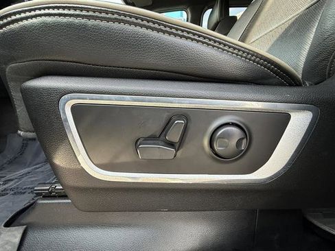 Used 2024 RAM 1500 Laramie image 15