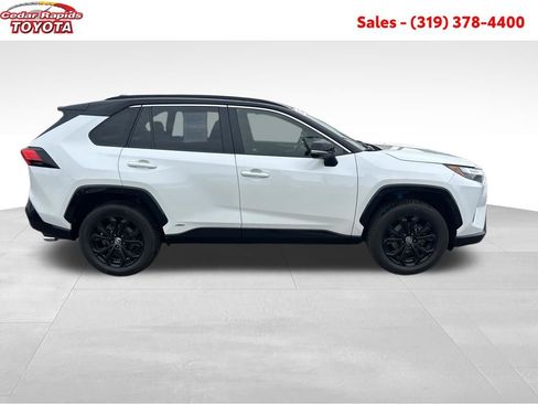 Certified 2022 Toyota RAV4 XSE image 7