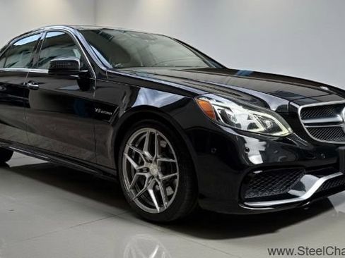 Used 2014 Mercedes-Benz E 63 AMG 4MATIC Sedan image 8