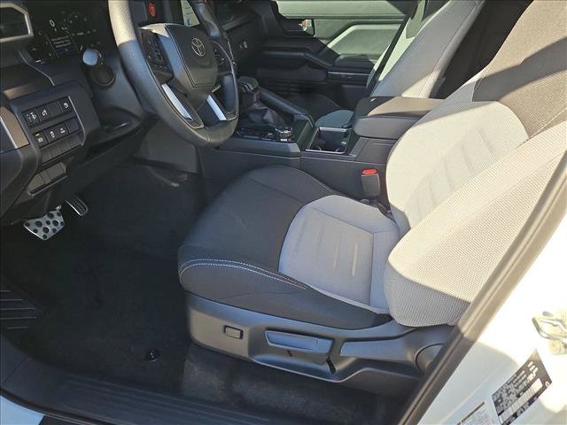 Used 2025 Toyota 4Runner TRD Sport AWD/4WD image 15