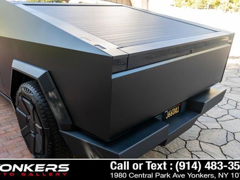 Used 2024 Tesla Cybertruck Cyberbeast image 48