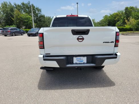 Used 2024 Nissan Frontier PRO-4X w/ Technology Package AWD/4WD image 5