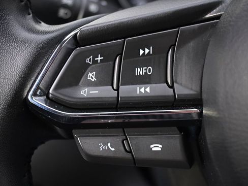 Used 2023 MAZDA CX-9 Touring image 34