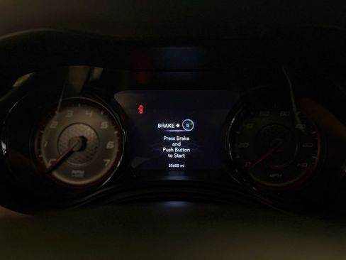 Used 2020 Dodge Charger SXT w/ Blacktop Package image 20