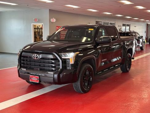 Certified 2026 Toyota Tundra SR5 w/ SR5 Premium Package AWD/4WD image 7