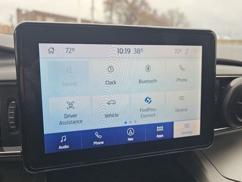 Used 2020 Ford Explorer XLT w/ Equipment Group 202A image 38