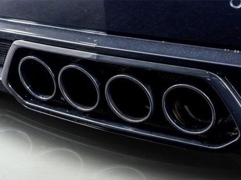 Used 2024 Chevrolet Corvette Z06 image 15