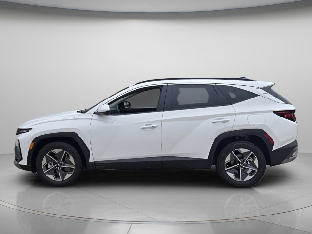 Used 2026 Hyundai Tucson SEL Plus FWD image 3