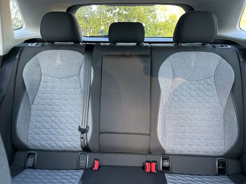 Used 2025 Volkswagen Tiguan S image 14