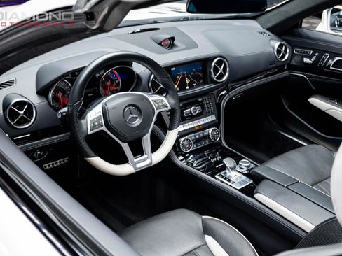 Used 2015 Mercedes-Benz SL 550 image 15