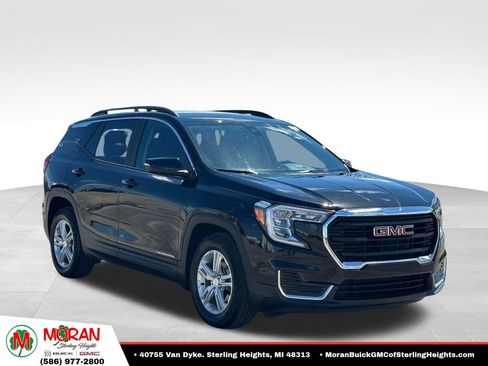 Used 2023 GMC Terrain SLE w/ Driver Convenience Package FWD image 7