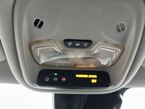 Certified 2023 Chevrolet TrailBlazer LT w/ Convenience Package image 35