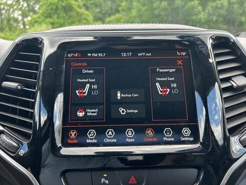 Certified 2019 Jeep Cherokee Limited AWD/4WD image 19