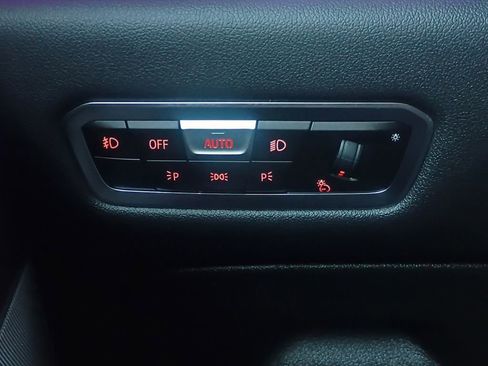 Used 2020 BMW X7 xDrive40i w/ Premium Package image 12