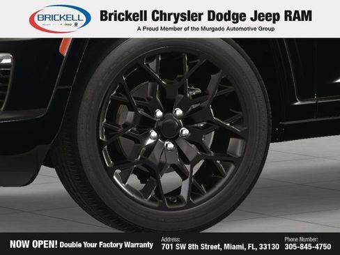 New 2025 Jeep Grand Cherokee L Summit w/ Obsidian Package image 11