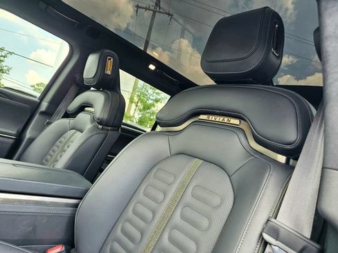 Used 2024 Rivian R1S Adventure AWD/4WD image 17