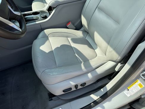 Used 2018 GMC Acadia SLT image 12