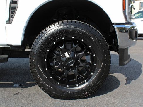 Used 2025 Ford F250 Lariat AWD/4WD image 47