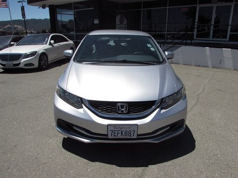 Used 2014 Honda Civic LX image 2