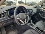Used 2024 Volkswagen Jetta SE image 2