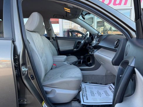 Used 2012 Toyota RAV4 4WD w/ Value Pkg image 18