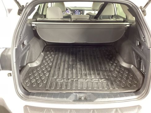 Used 2020 Subaru Outback Premium image 27