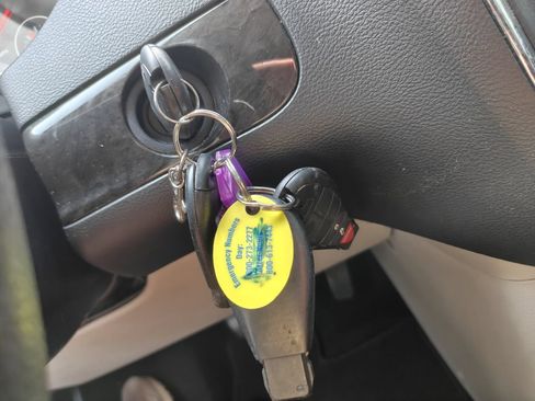 Used 2019 Dodge Grand Caravan SE w/ UConnect Hands-Free Group FWD image 34