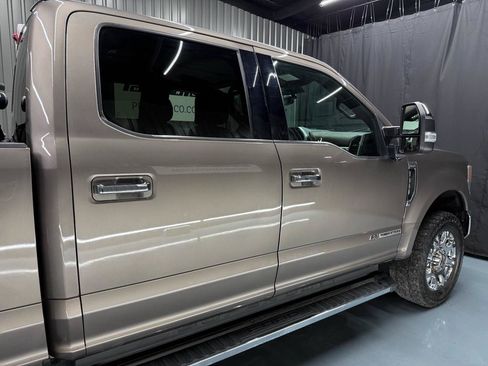 Used 2022 Ford F350 King Ranch w/ Chrome Package AWD/4WD image 12
