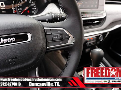 New 2026 Jeep Compass Latitude image 27