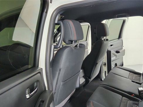 Used 2022 Nissan Frontier PRO-4X w/ Off-Road Protection Package image 26