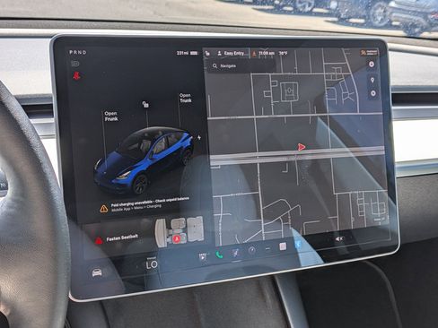Used 2023 Tesla Model Y Long Range AWD/4WD image 25