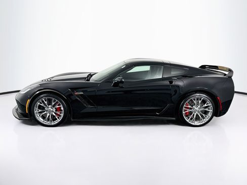 Used 2018 Chevrolet Corvette Z06 RWD image 11