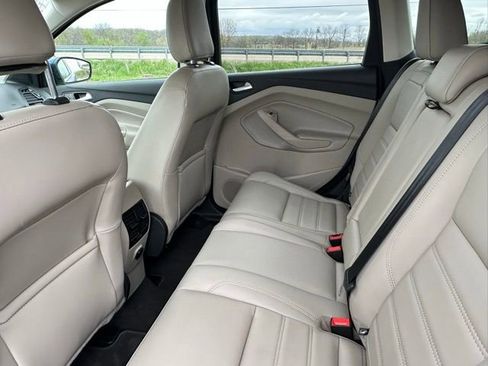 Used 2019 Ford Escape SEL AWD/4WD image 18