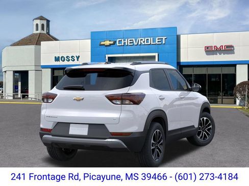 New 2026 Chevrolet TrailBlazer LT FWD image 4